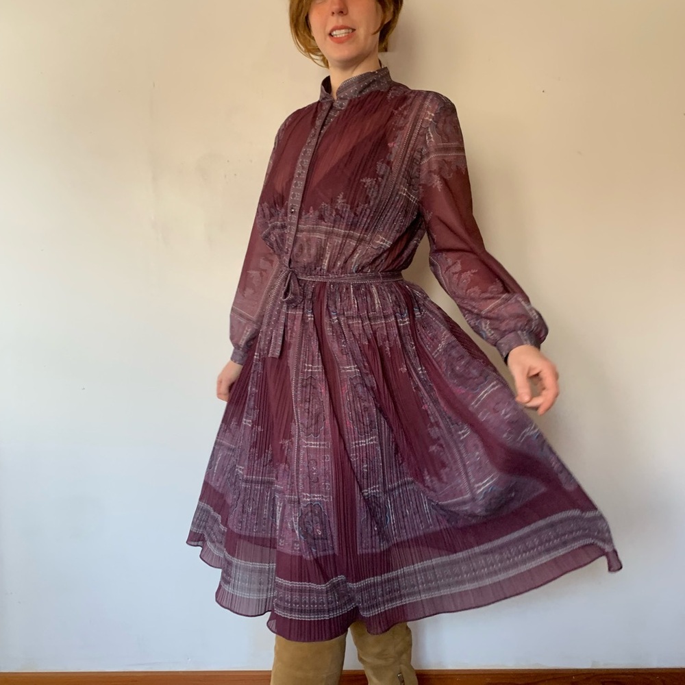 Vintage Lady Carol Pleated Dress – Funky Western Retro Vibes